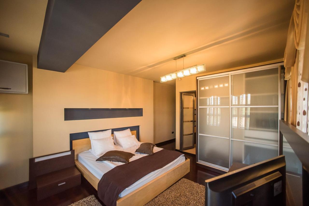 Simple Rooms Self Check In Βουκουρέστι Εξωτερικό φωτογραφία